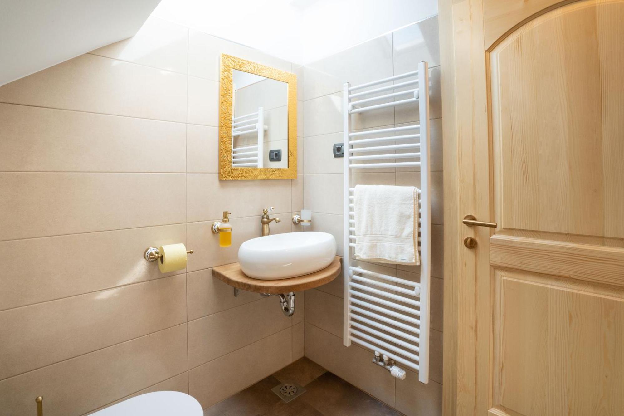 Aparthotel Hom At Vintgar Zgornje Gorje Esterno foto