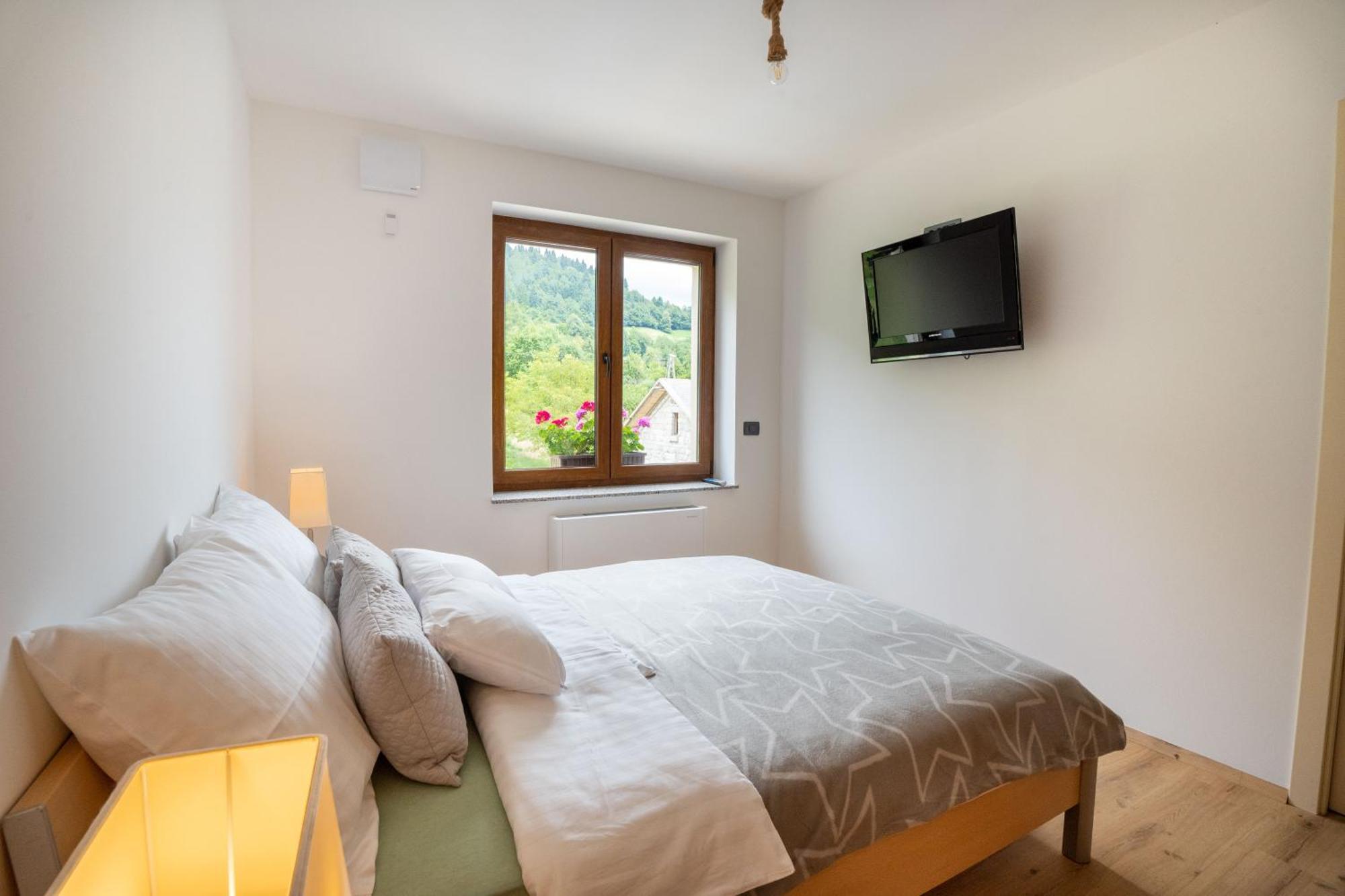Aparthotel Hom At Vintgar Zgornje Gorje Esterno foto