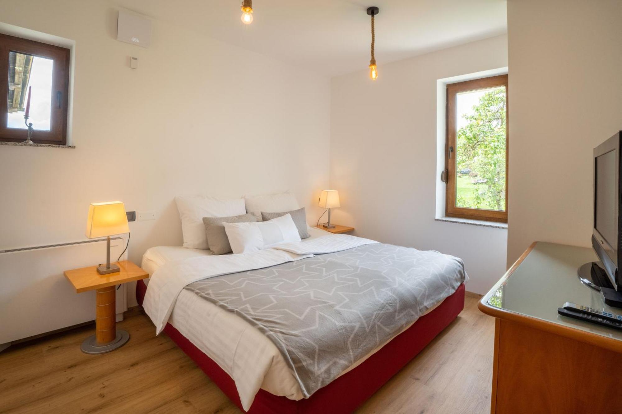 Aparthotel Hom At Vintgar Zgornje Gorje Camera foto